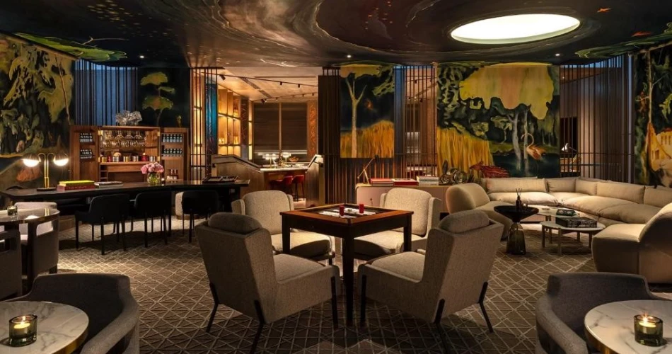 Royal Comfort: Top 10 Hotels Near Buckingham Palace for a Luxurious Stay
