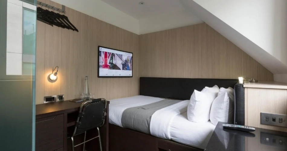 Budget-Friendly Stays Near Buckingham Palace: Perfect for Thrifty Travelers