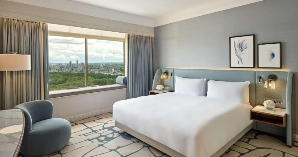 Stay in Style: Top-Rated Hotels Near Buckingham Palace and London Landmarks