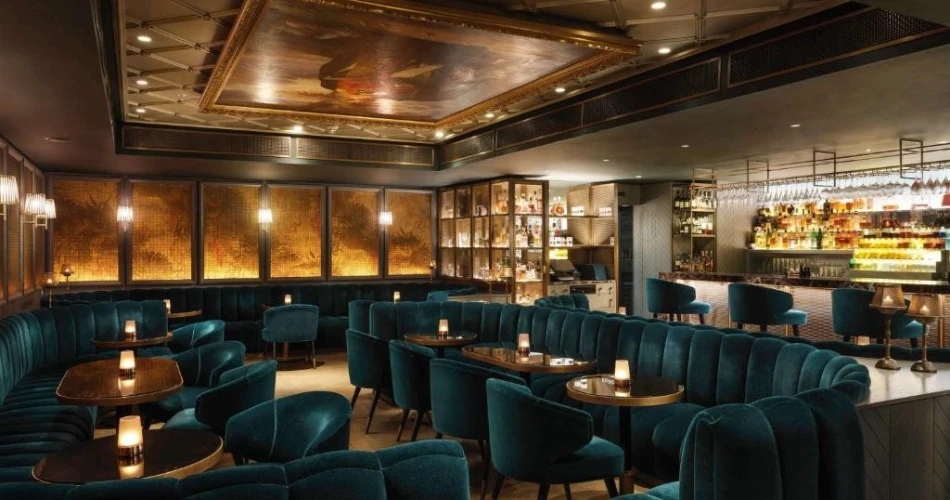A Royal Stay: Boutique Hotels for a Regal Experience Near Buckingham Palace