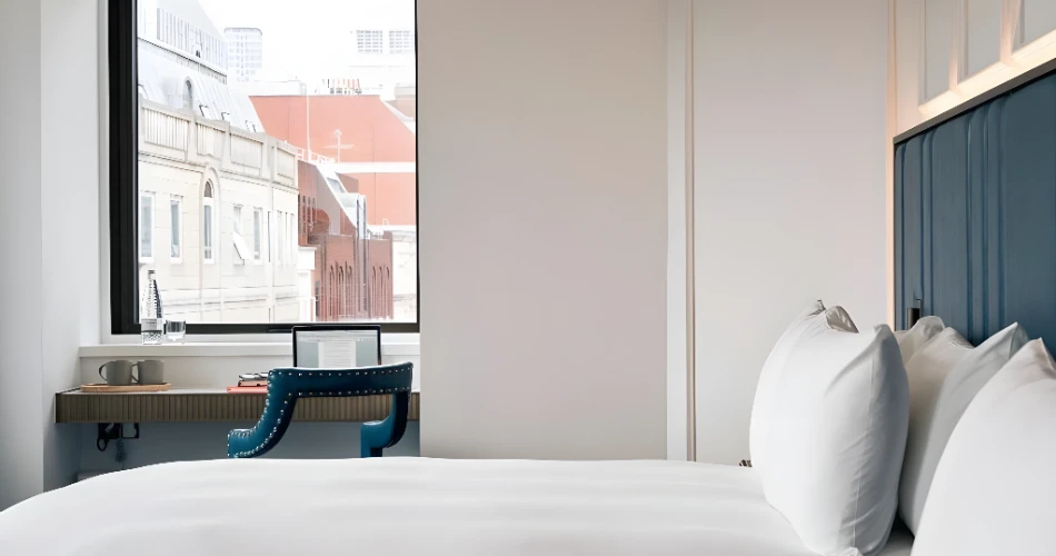 Historic Hotels Near Buckingham Palace: Where Tradition Meets Comfort