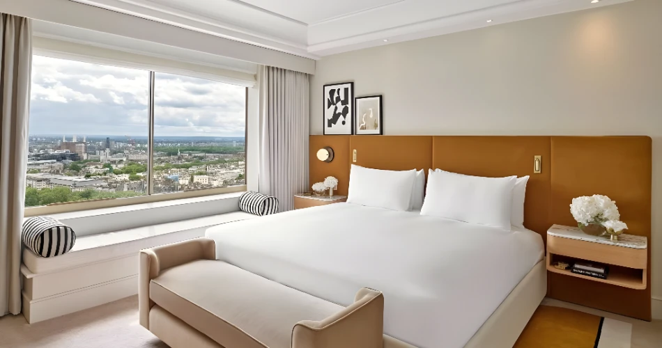The Ultimate Guide to Hotels Near Buckingham Palace for Every Traveler