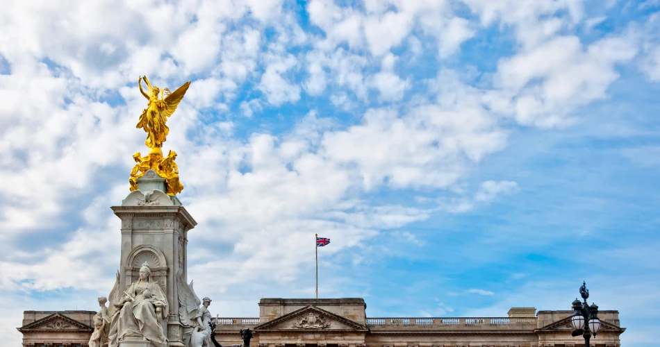 Changing the Guard at Buckingham Palace: What to Know Before You Go