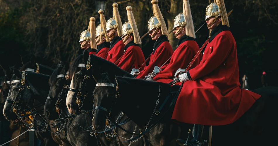 Changing the Guard at Buckingham Palace: What to Know Before You Go